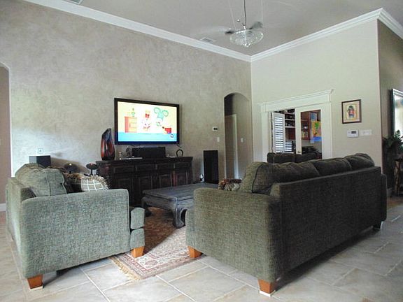 3rd image of 5001 Quince Ave