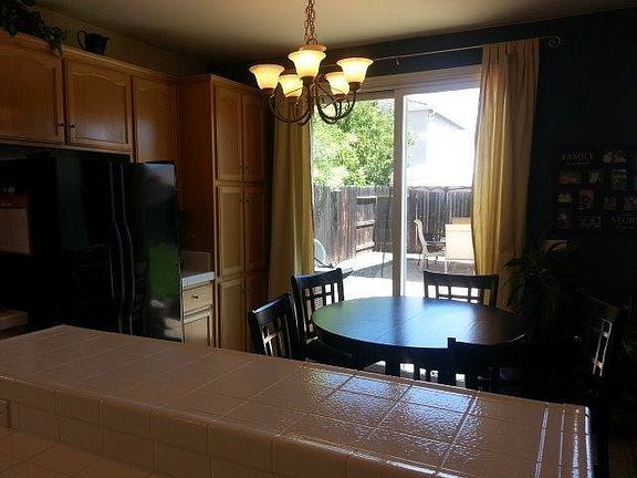 5th image of 1784 Shoreline Dr