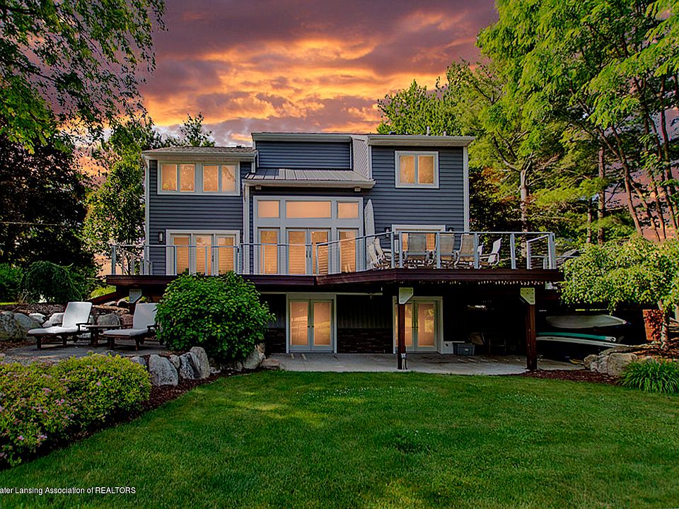 1st image of 8973 W Scenic Lake Dr