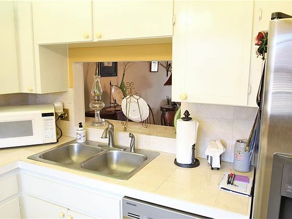 5th image of 10190 Imperial Point Dr W APT 15
