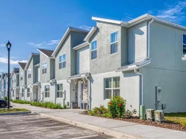 8001 Formosa Valley Pl, Kissimmee, FL 34747