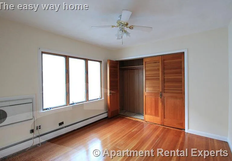 544 Main St #2 — Photo 5