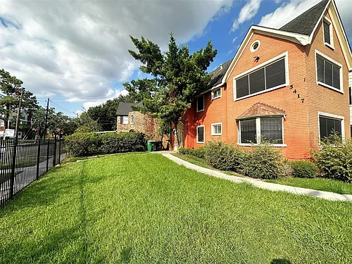 5417 Ennis St #4 Photo 1