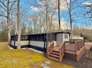 20 Magnolia Ct, Bracey, VA 23919