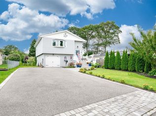 416 Litchfield Ave, Babylon, NY 11702