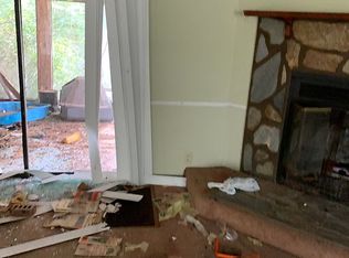 400 S Hines St, Holly Ridge, NC 28445