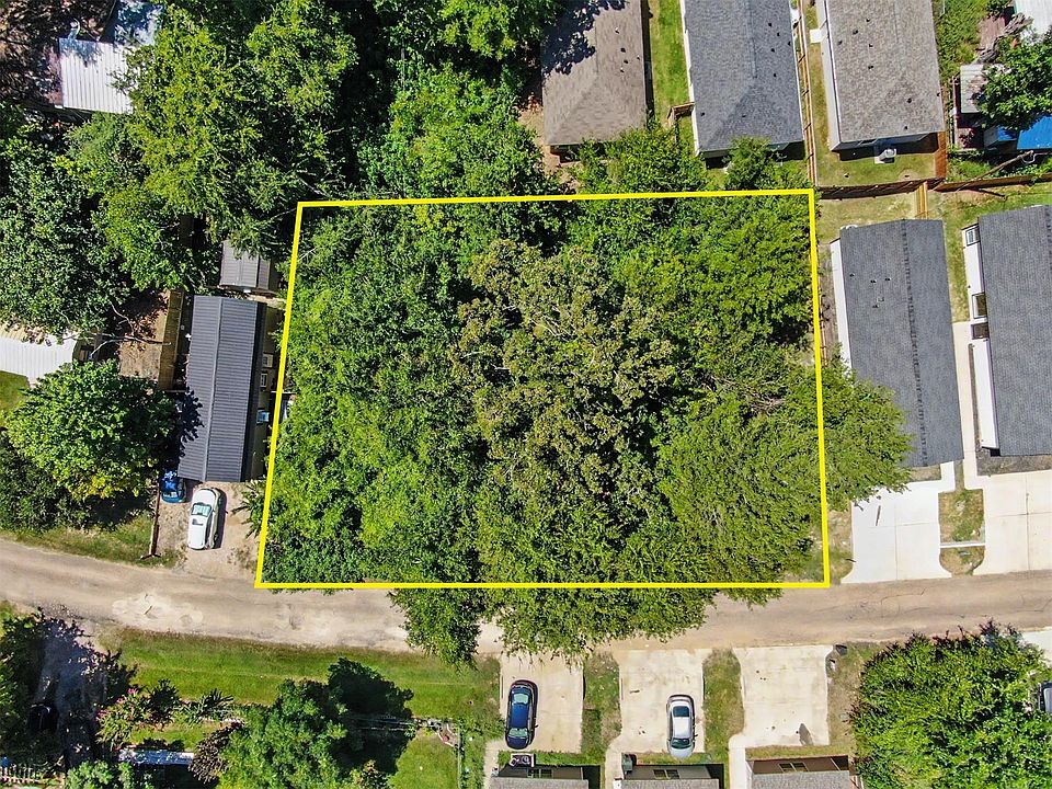 1st image of 11547 Persimmon St