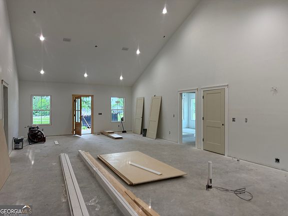 2nd image of 3411 Bob Bowen Rd