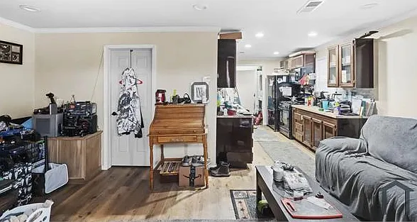 5058 Georgia St — Photo 7