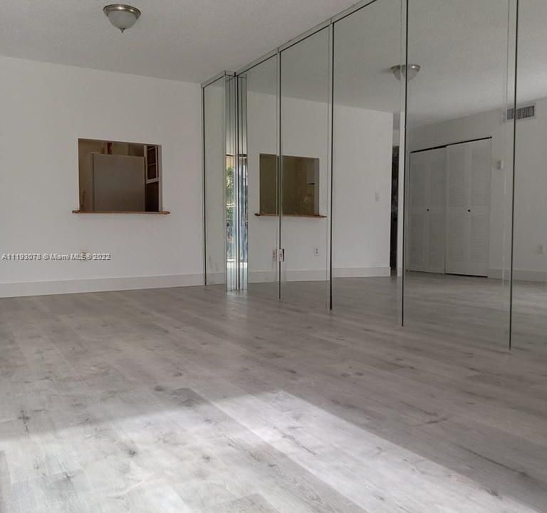1st image of 16751 NE 9th Ave APT 211