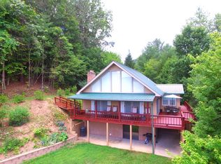 185 River Ridge Dr, Burnsville, NC 28714