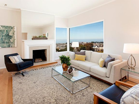 2nd image of 30 Fanning Way
