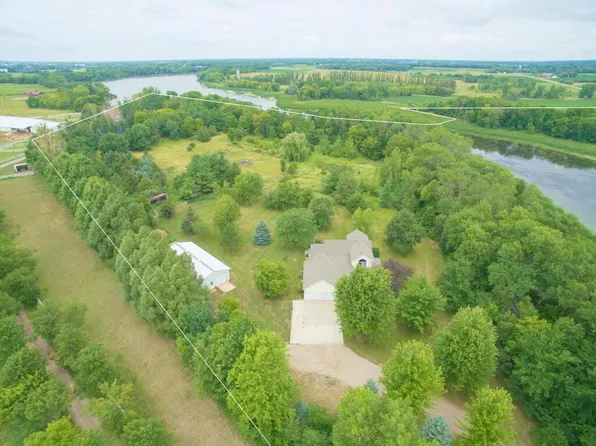 3910 Yancy Ave, New Germany, MN 55367