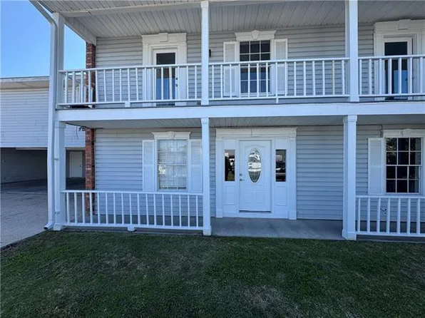 3106 Laplace St, Chalmette, LA 70043