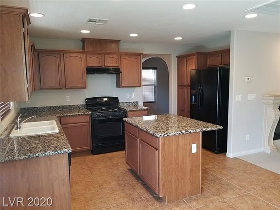 4th image of 9075 Iron Cactus Ave