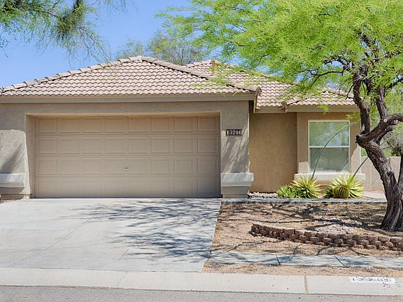 3rd image of 13206 N Classic Overlook Ct