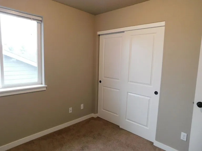 297 Helton Way SE — Photo 16