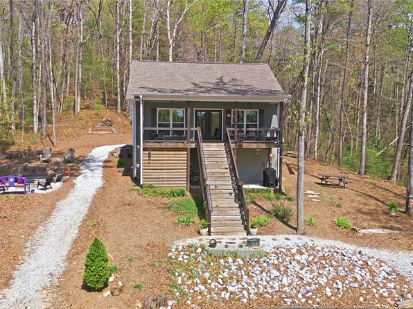 116 Wren Rd, Mountain Rest, SC 29664