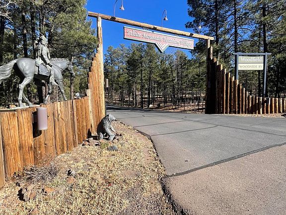 2nd image of 2321 E Quarter Horse Way