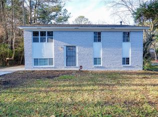 2810 Ocean Valley Dr, College Park, GA 30349