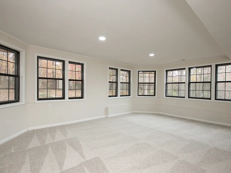 10117 Shades Rd SE — Photo 10