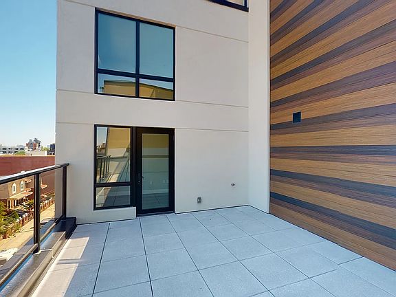 5th image of 118 Suydam St #603