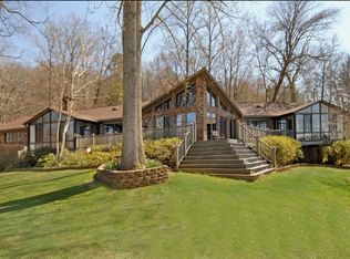 2938 Sadler Rd, Charlotte, NC 28278