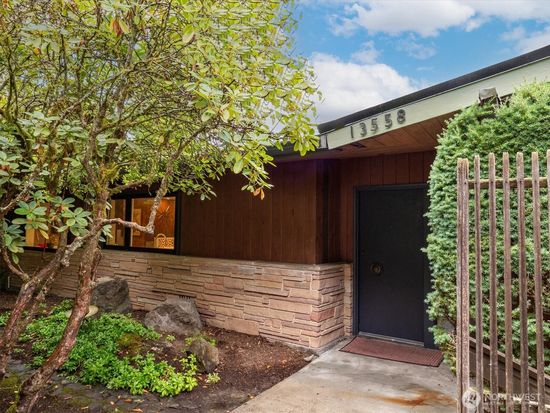 13558 41st Avenue NE, Seattle, WA 98125