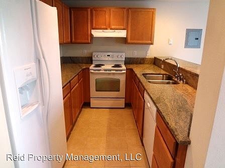 4th image of 8326B Silverdale Way NW