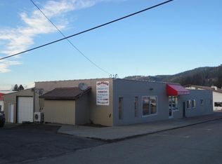 135 N 9th St, St Maries, ID 83861