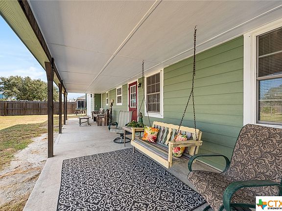 5th image of 1045 W Port Dr