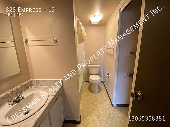 5th image of 828 Empress St #12