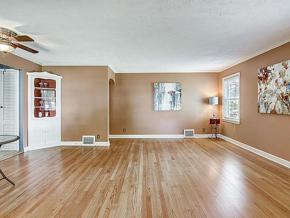 5th image of 4559 N 105th St