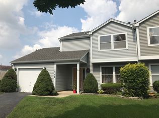 1370 Cimarron Ct, Elgin, IL 60120