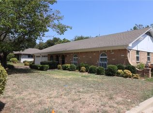 3436 Willowcrest Dr, North Richland Hills, TX 76117