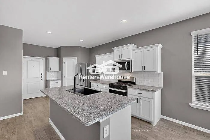 8517 Centerboard Ln — Photo 14