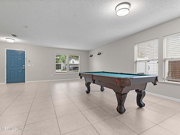 4th image of 12465 HEATHGATE Court