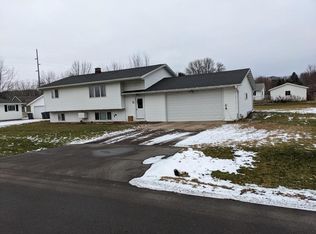 605 W 13th St, Marshfield, WI 54449
