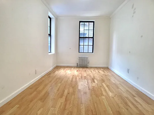 Rented by Bohemia Realty Group | media 19