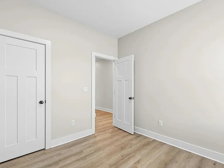17006 W Lawson St — Photo 10