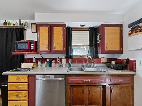 3rd image of 727 E Wabash Ave #729