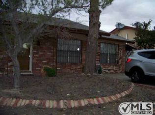 1613 Leroy Bonse Dr, El Paso, TX 79936