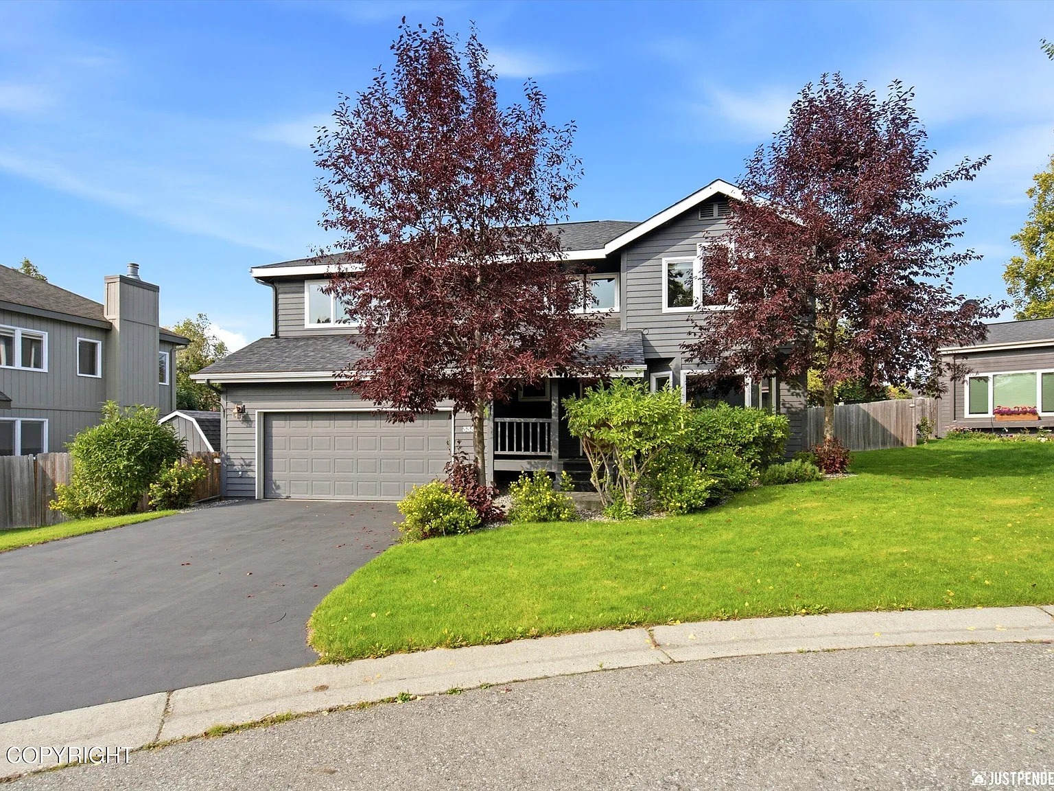 4 bed, 2.5 bath, 2207 sqft, $3,550 — Photo 2