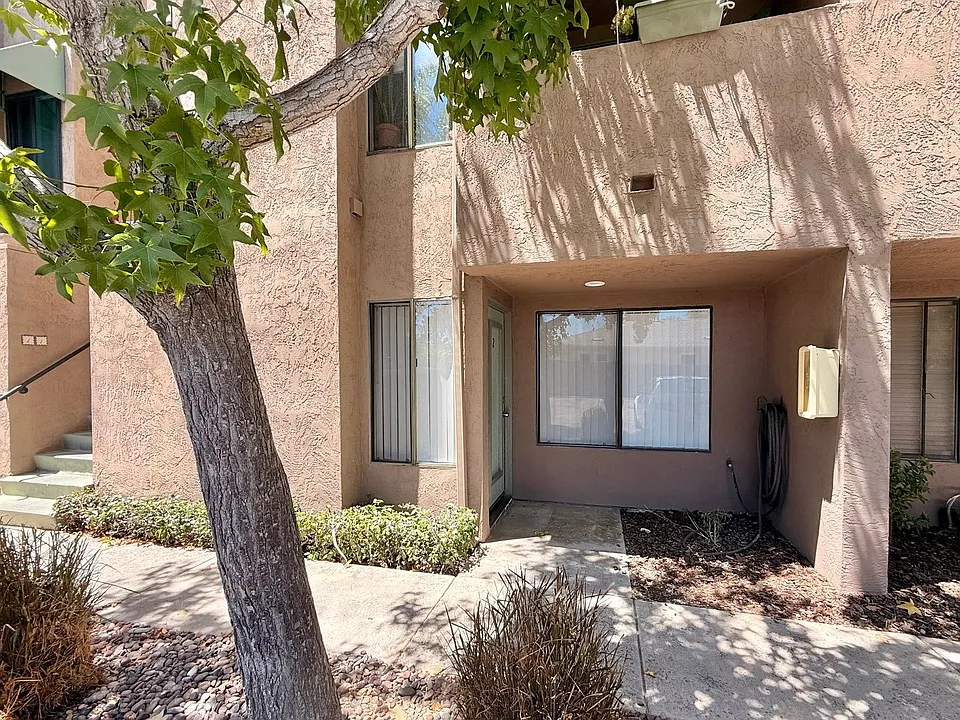 4666 Mission Ave #2