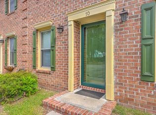 302 Springview Ln APT 10, Summerville, SC 29485