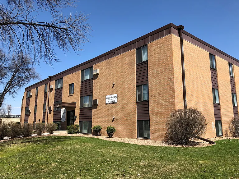 Silver Leaf Grand Forks — Photo 10