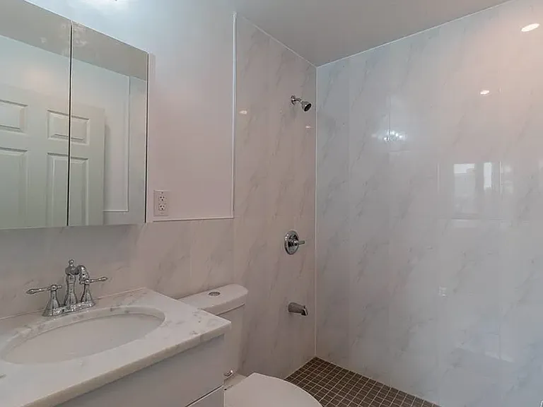 88-56 162nd St #2D — Photo 18