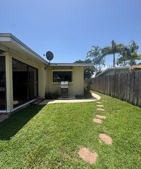2678 Key Largo Ln #2678 — Photo 21