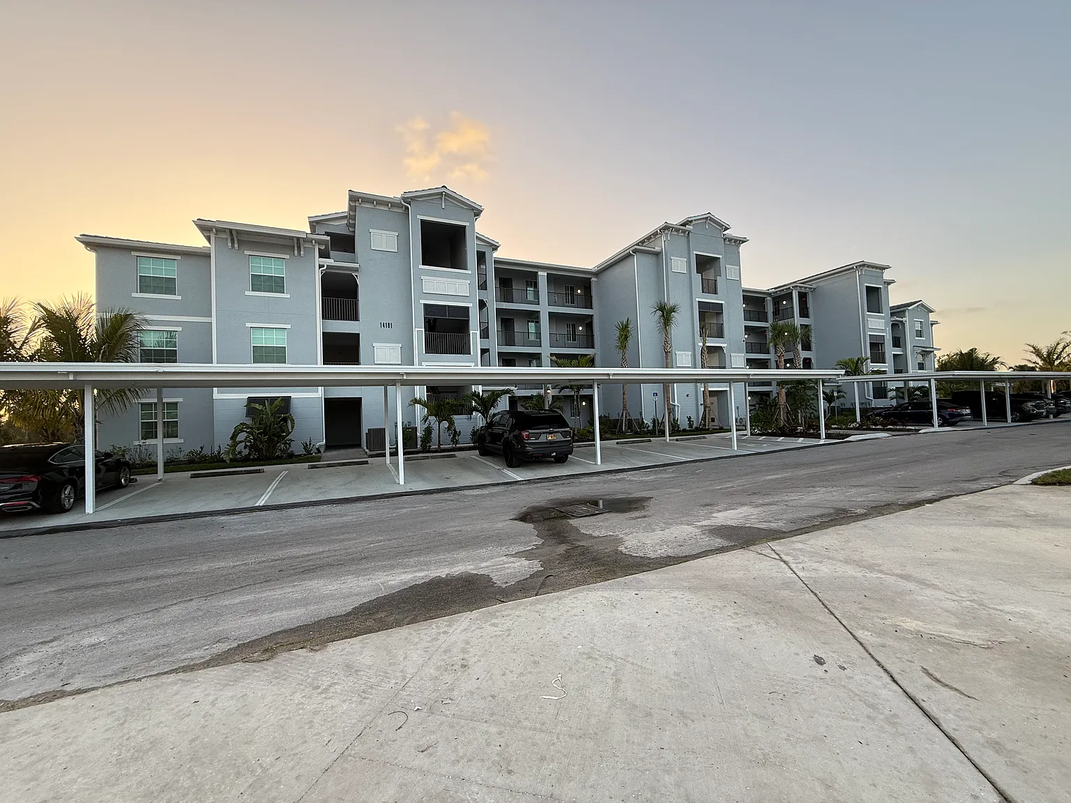 2 bed, 1154 sqft, $1,695 — Photo 1