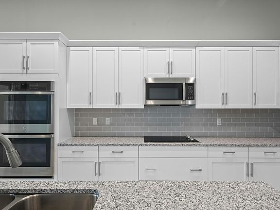 Kitchen 12488 SW Sunrise Lake Terrace